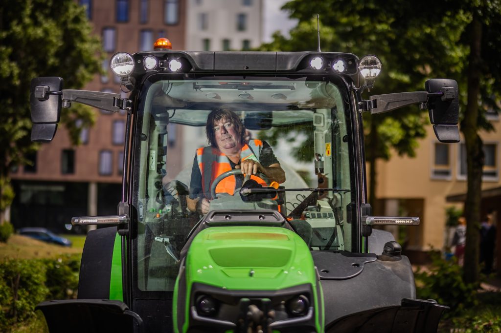 Werken bij LGV Van der Laan B.V.