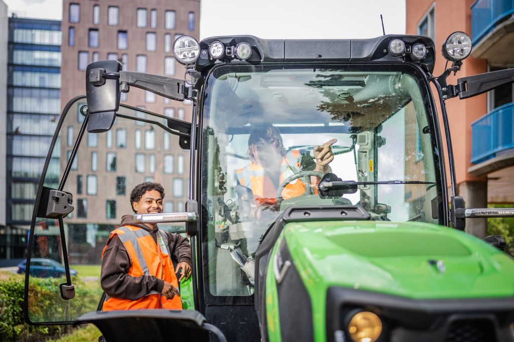 Werken bij LGV Van der Laan B.V.